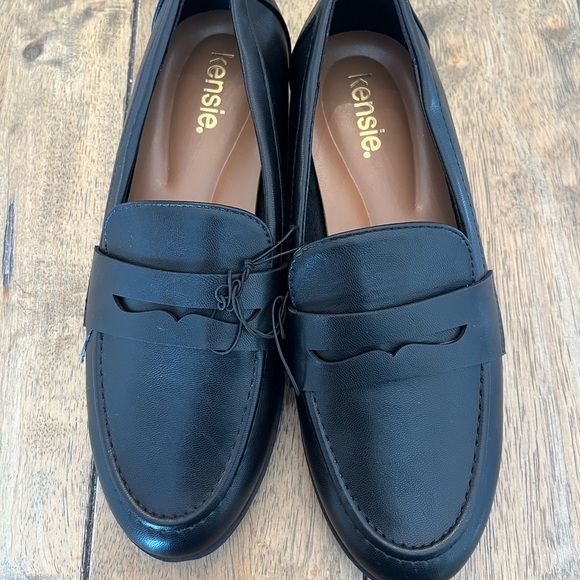 NWOT Kensie Woman’s Black Loafers size 8 - Picture 5 of 6